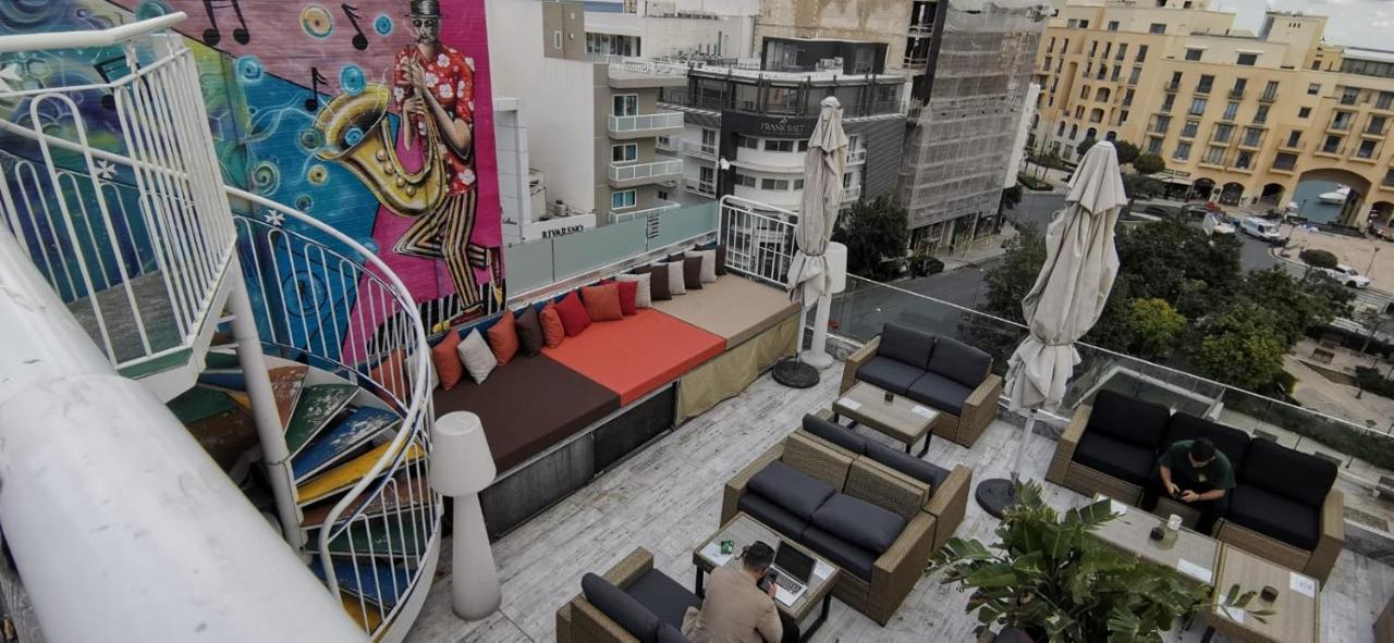 Marco Polo Party Hostel Saint Julian's Exterior photo